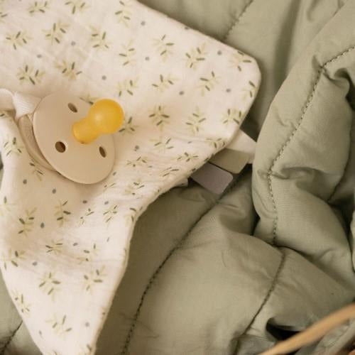 Paninho doudou prende-chupeta blueberry leaves