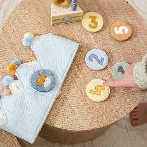 Coroa de aniversário azul