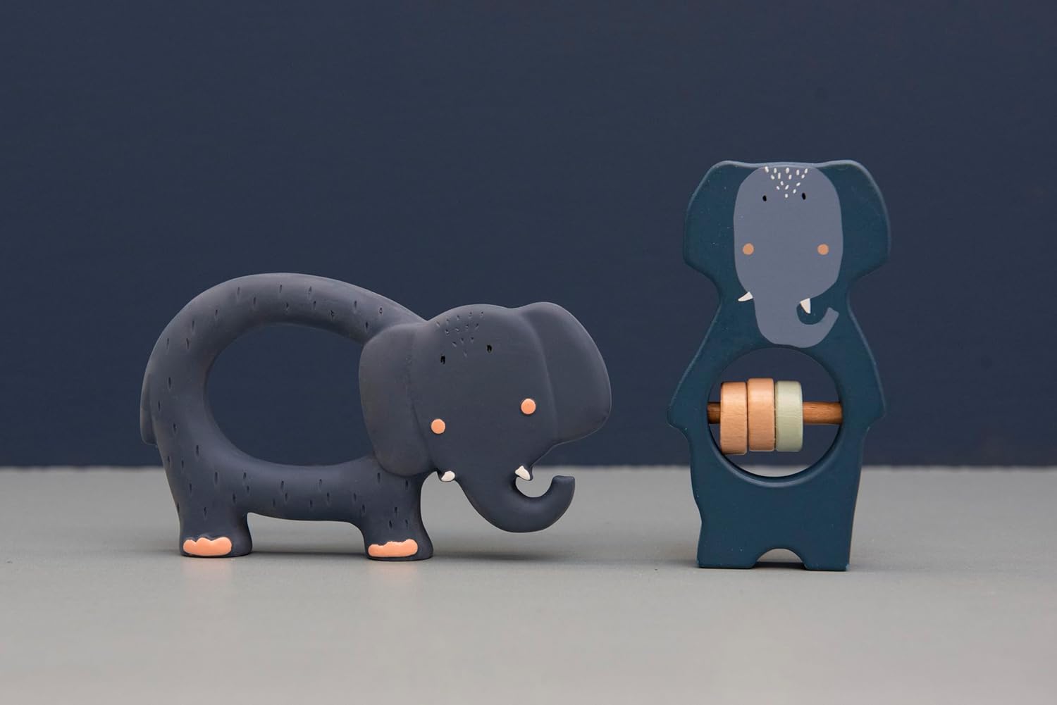 Roca mordedor madeira Mrs Elephant