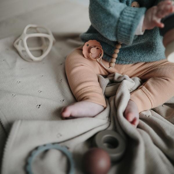 Manta de bebé pointelle blush muslin mushie
