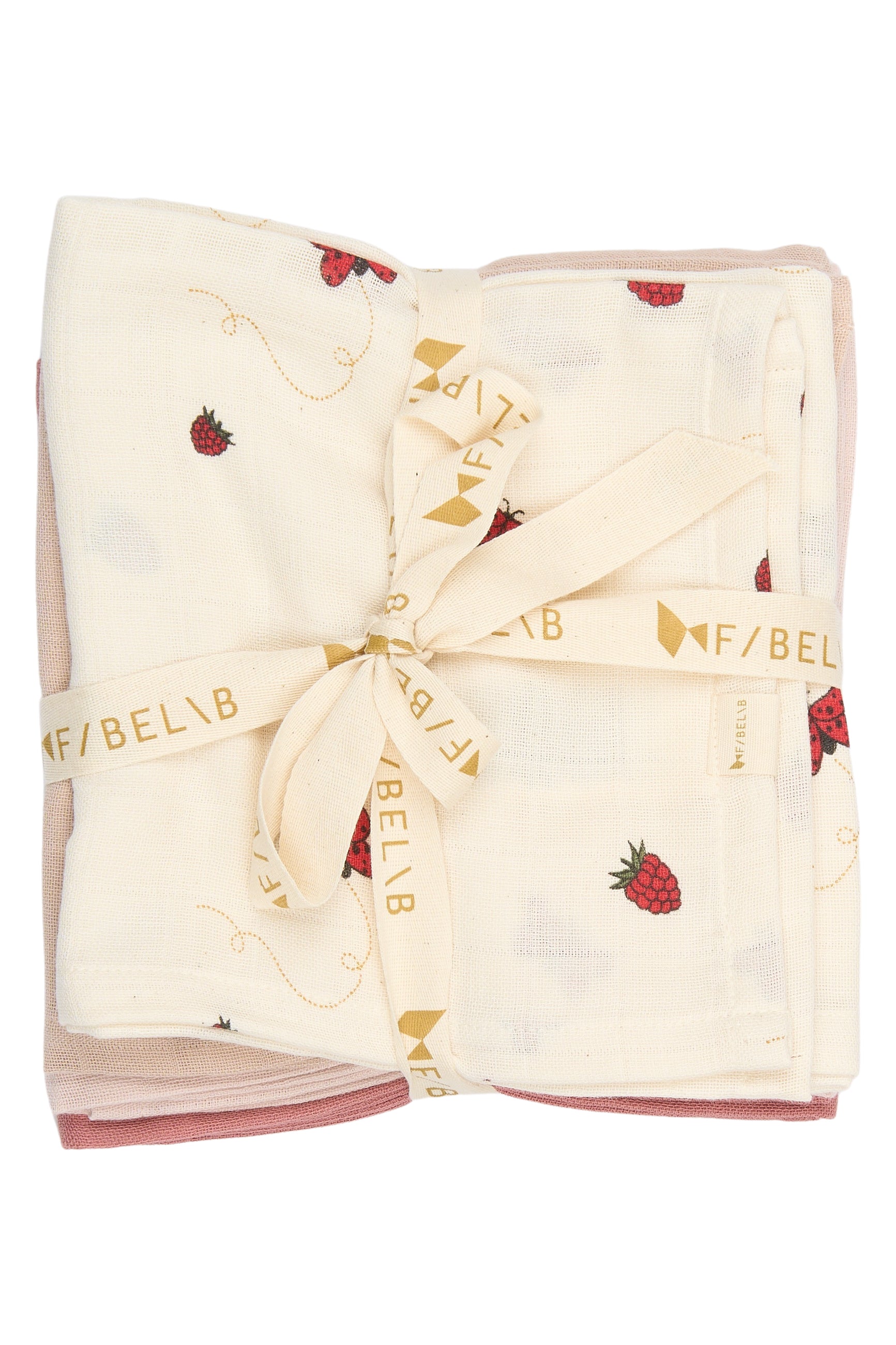 4 musselinas 60 cm into the garden