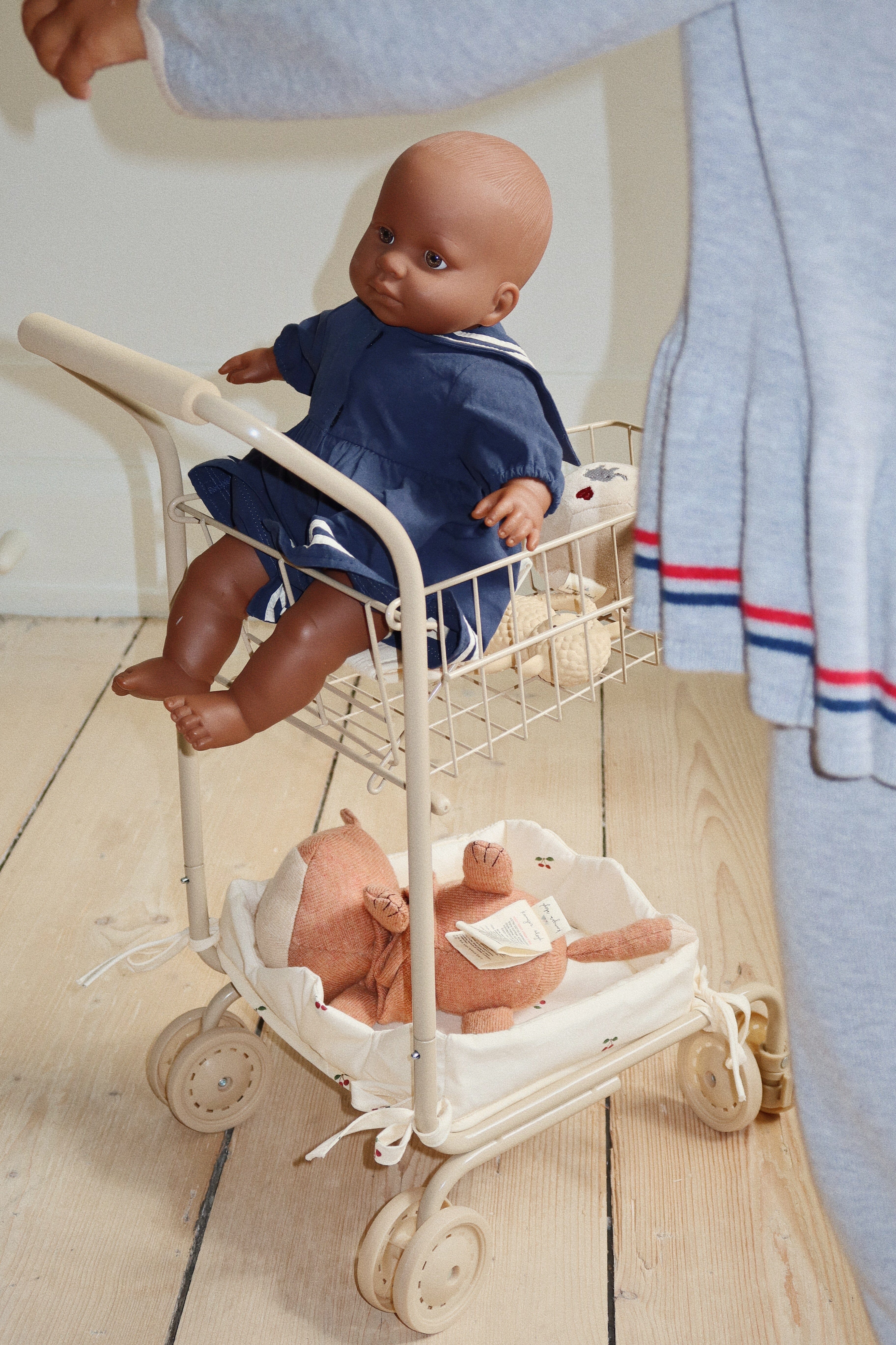 Carrinho de compras de brincar cherry Toys Konges sløjd