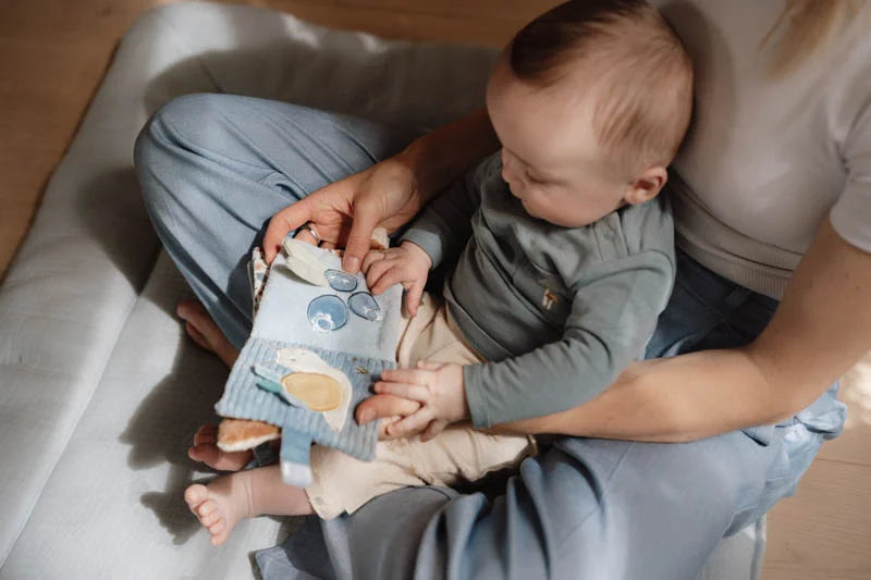 Livro pequeno de atividades Forest Friends