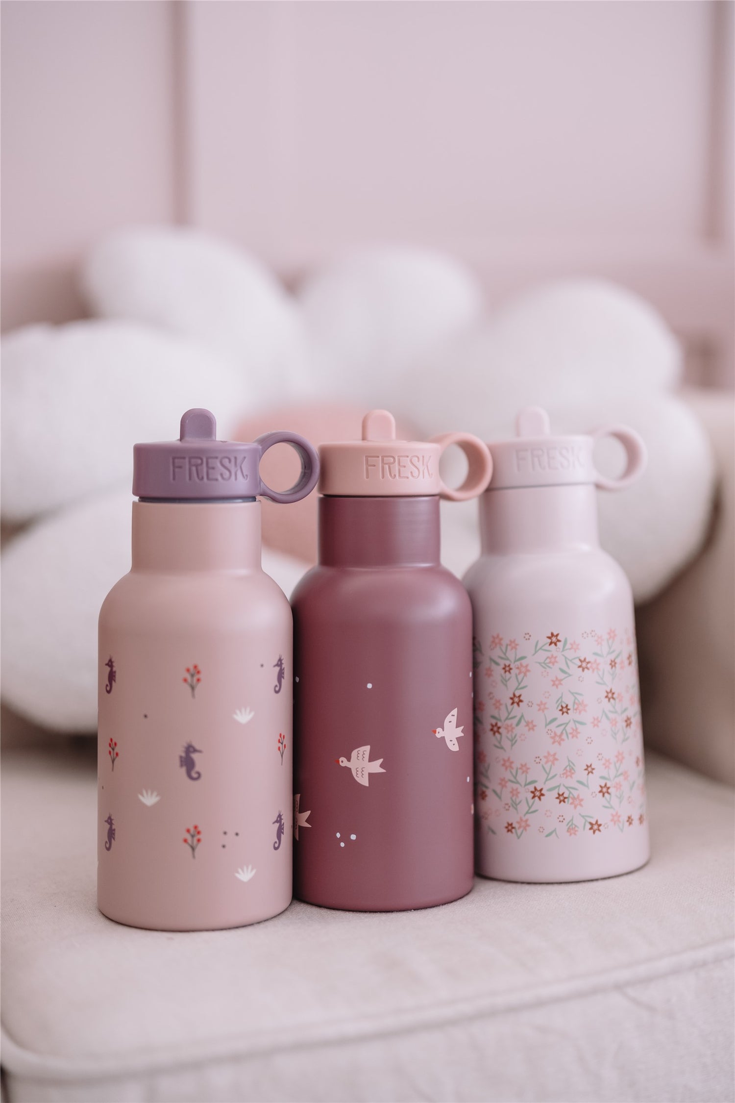 Garrafa térmica flores 350 ml + 2 tampas