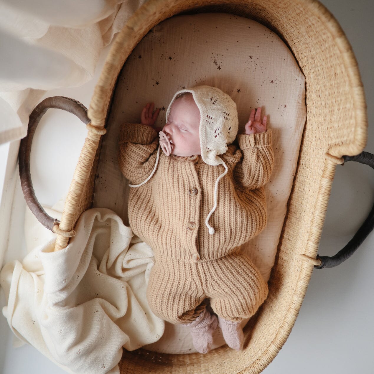 Manta de bebé pointelle ivory muslin mushie
