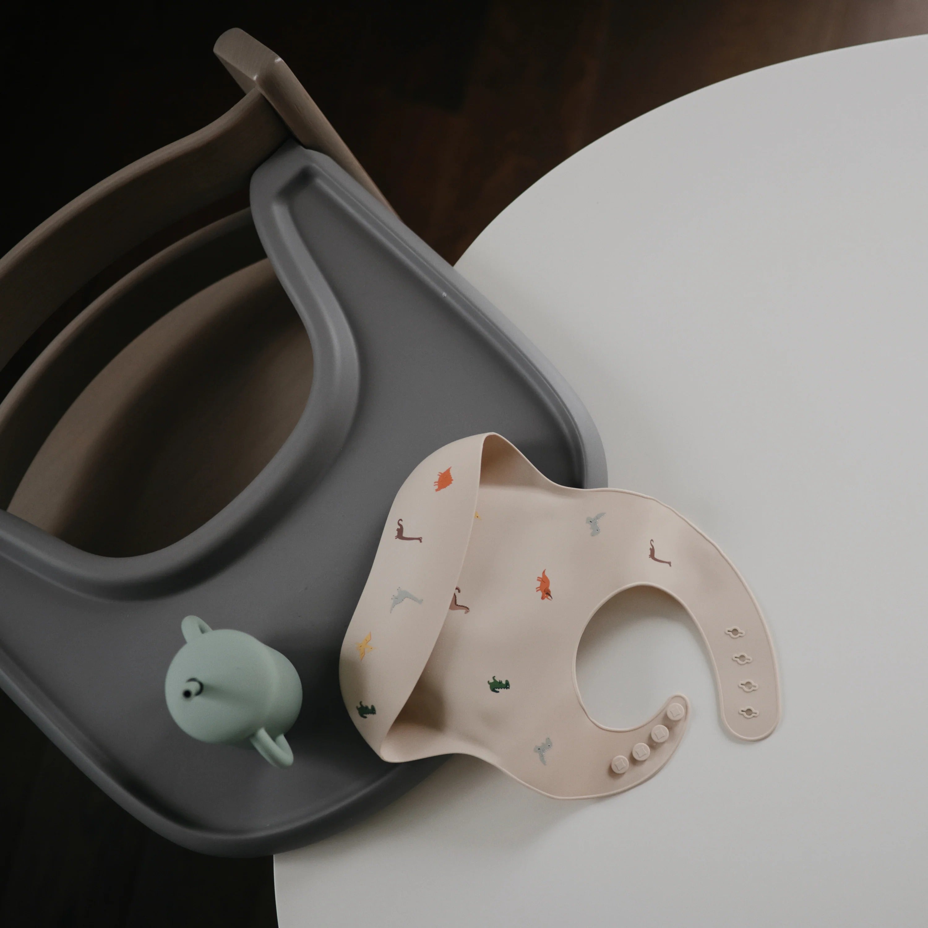 Babete de silicone dinossauros