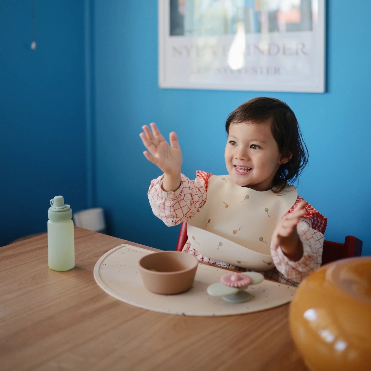 Babete de silicone papagaio de papel