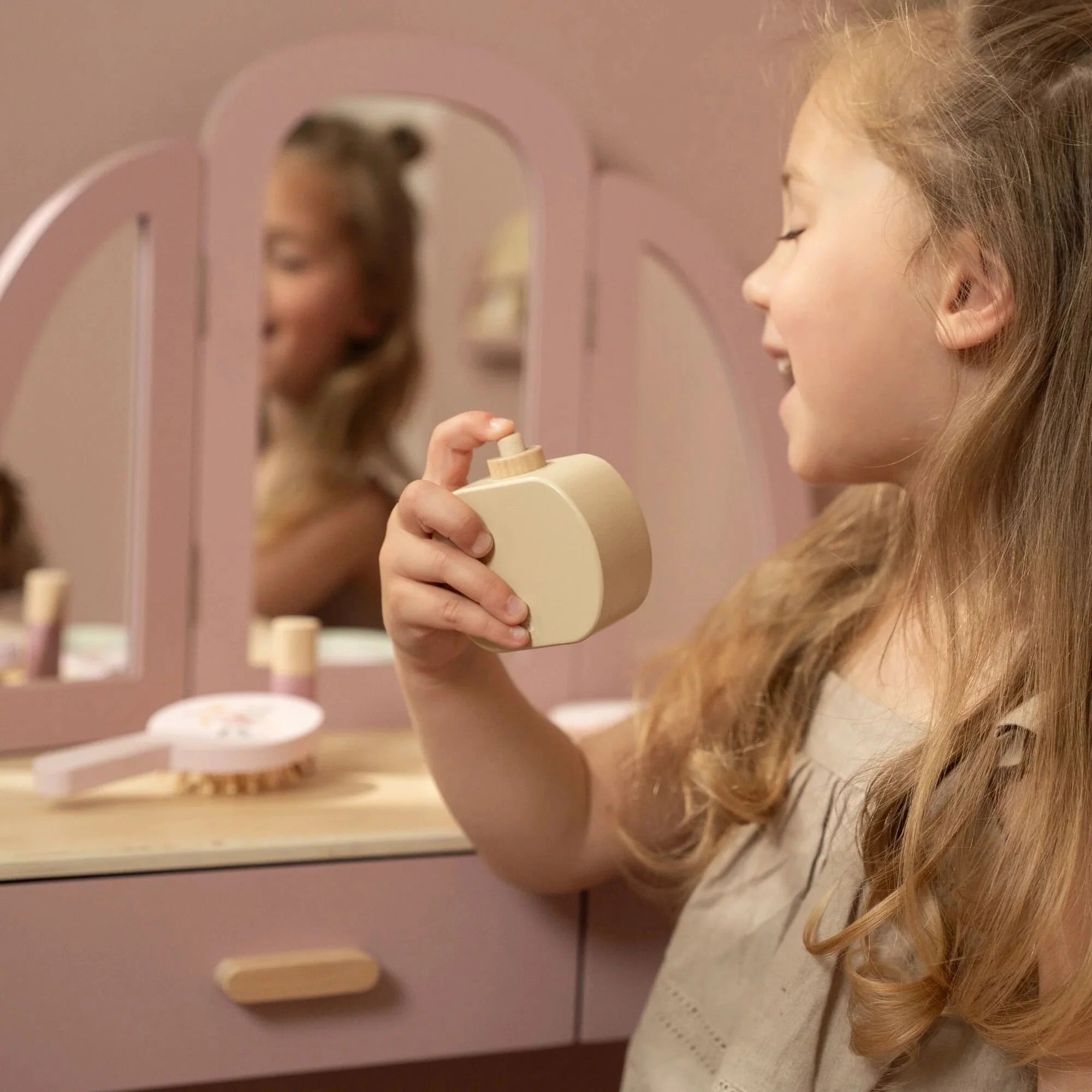 Mesa de maquilhagem rosa