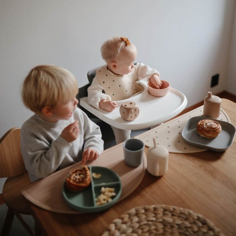 Individual marcador de silicone black daisy meal mushie