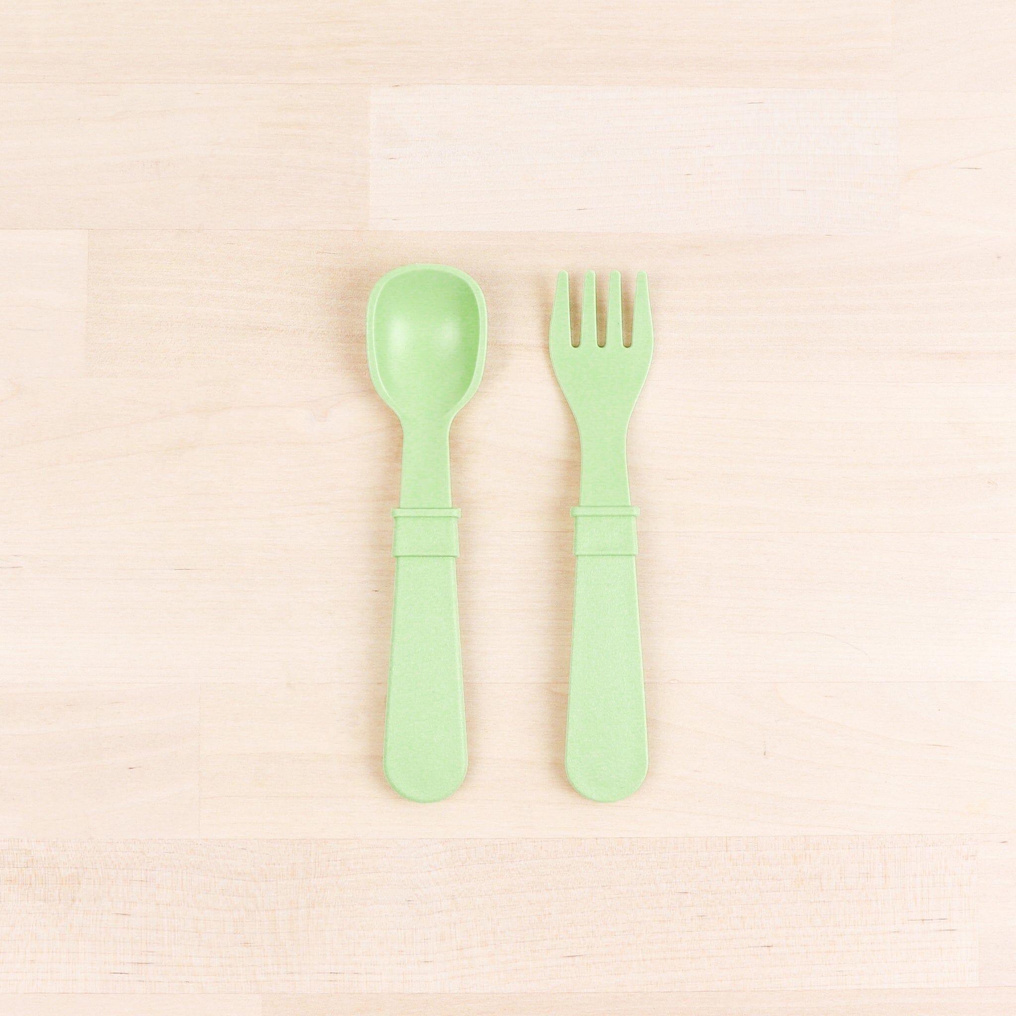Garfo e colher leaf green dinnerware Re-play Recicled