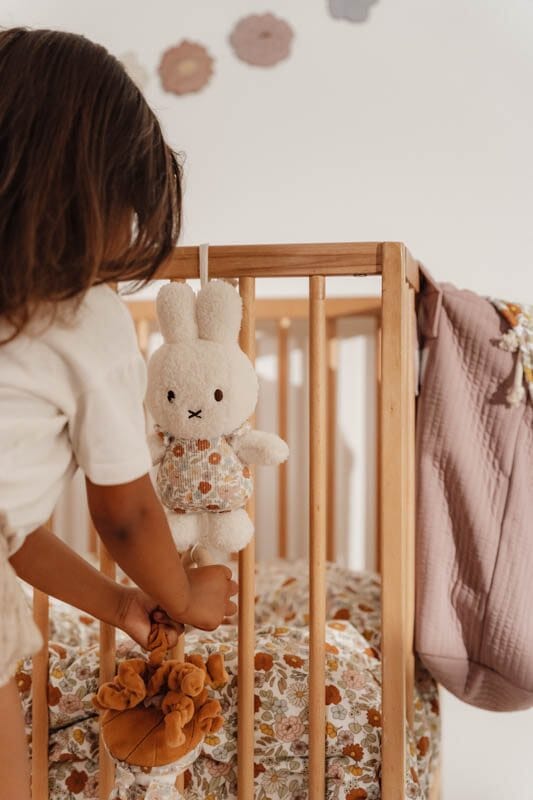 Caixa de música Miffy vintage little flowers Toys Little Dutch