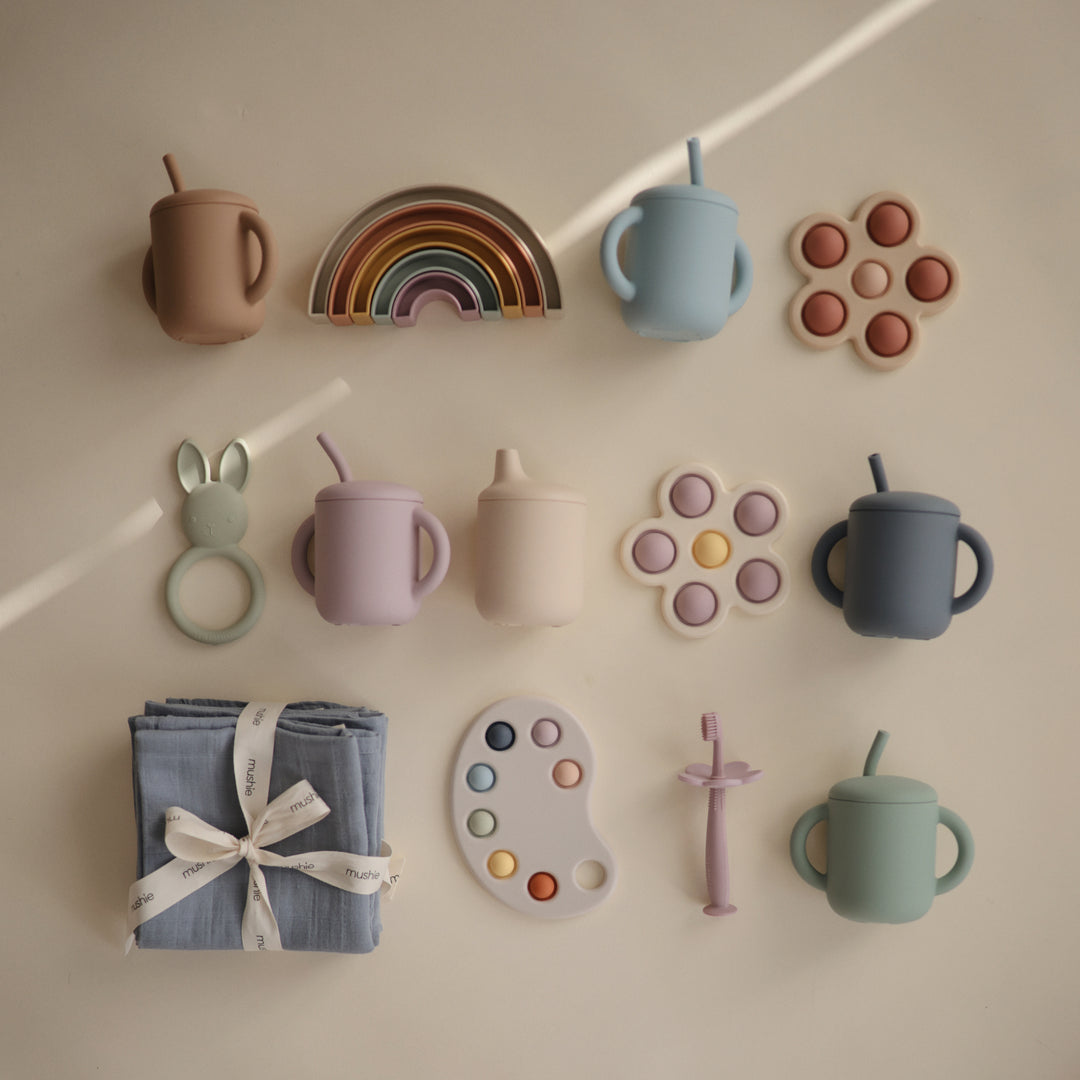 Silicone training cup + straw soft lilac mushie meal mushie