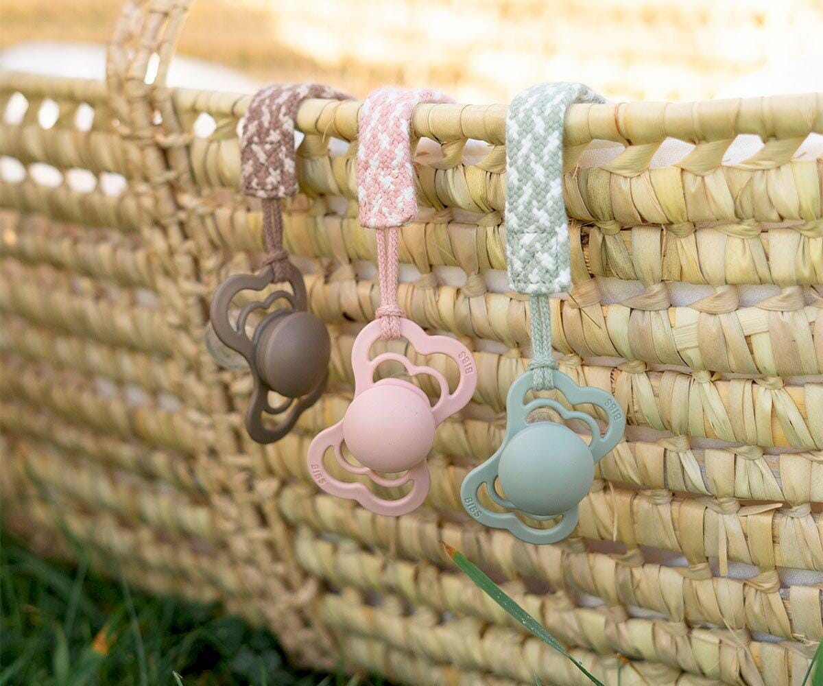 Porta-chucha corn flower/dusty blue BIBS pacifier clip Bibs