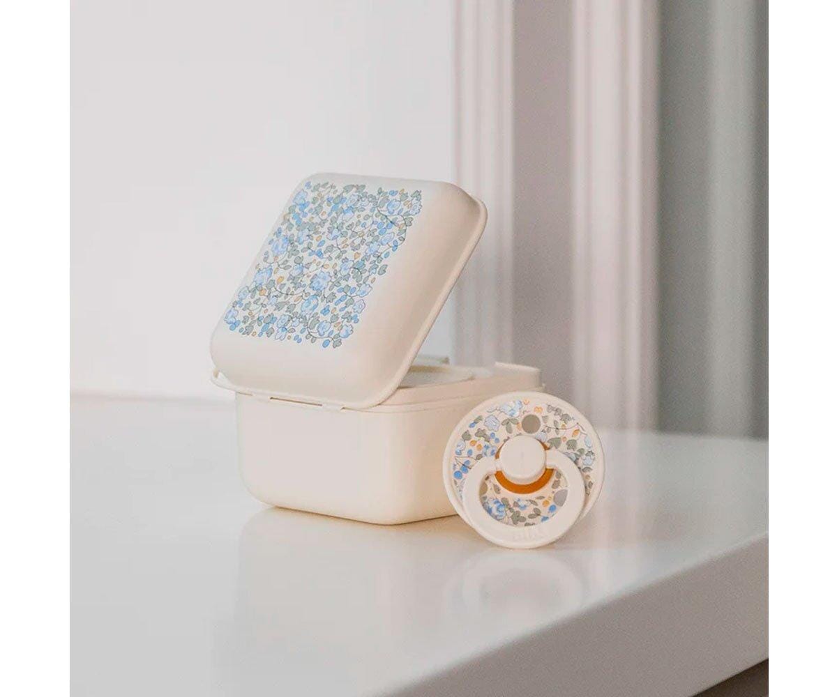 Caixa p/ chupetas Liberty eloise ivory pacifier case BIBS