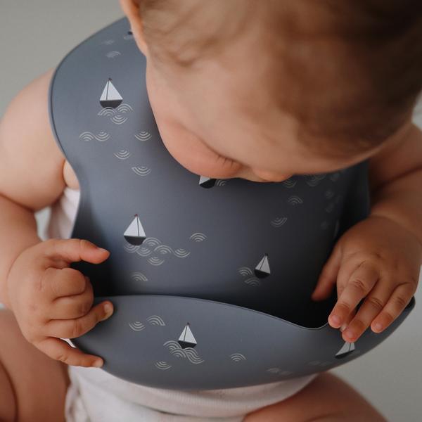 Silicone baby bib boat mushie bib mushie
