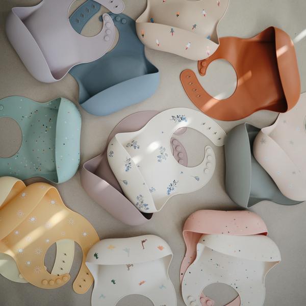 Silicone baby bib boat mushie bib mushie