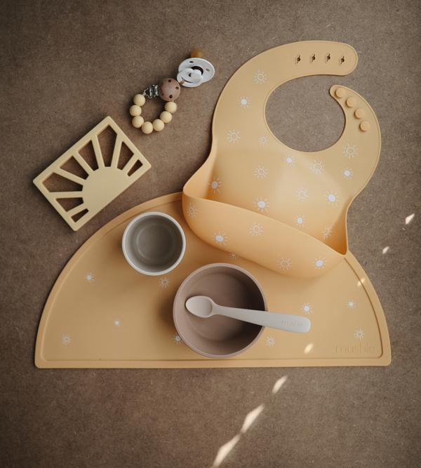 Silicone place mat sun meal mushie