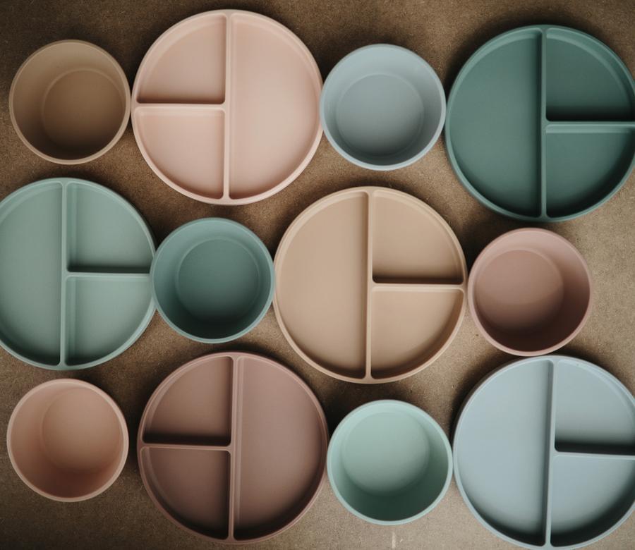 Silicone suction plate cambridge blue mushie meal mushie