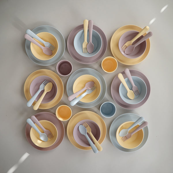 2-pack dinnerware cups soft lilac mushie meal mushie