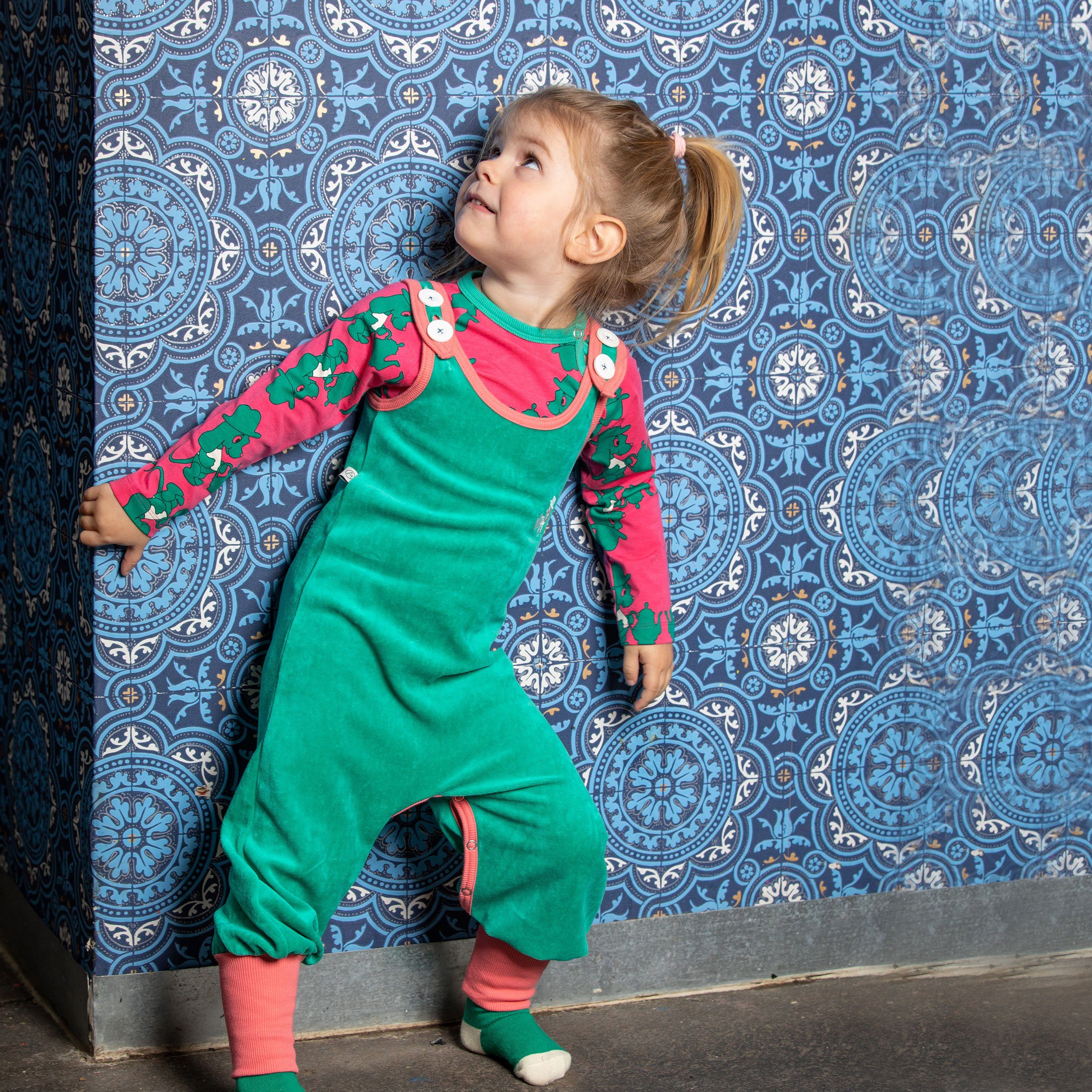 Happy crawlers pepper green AlbaBaby Dungarees Alba of Denmark