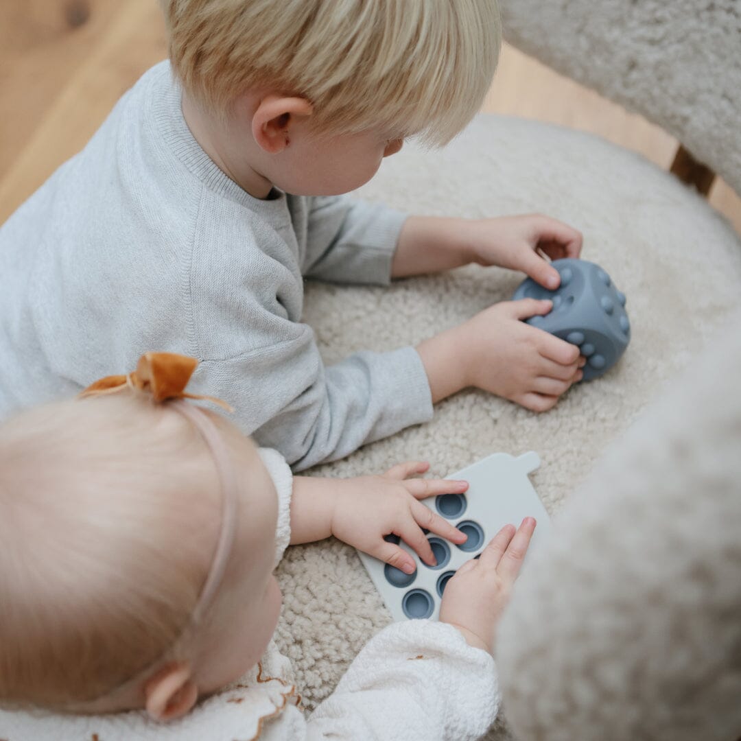 2 dados pop it dried thyme | natural Toys mushie