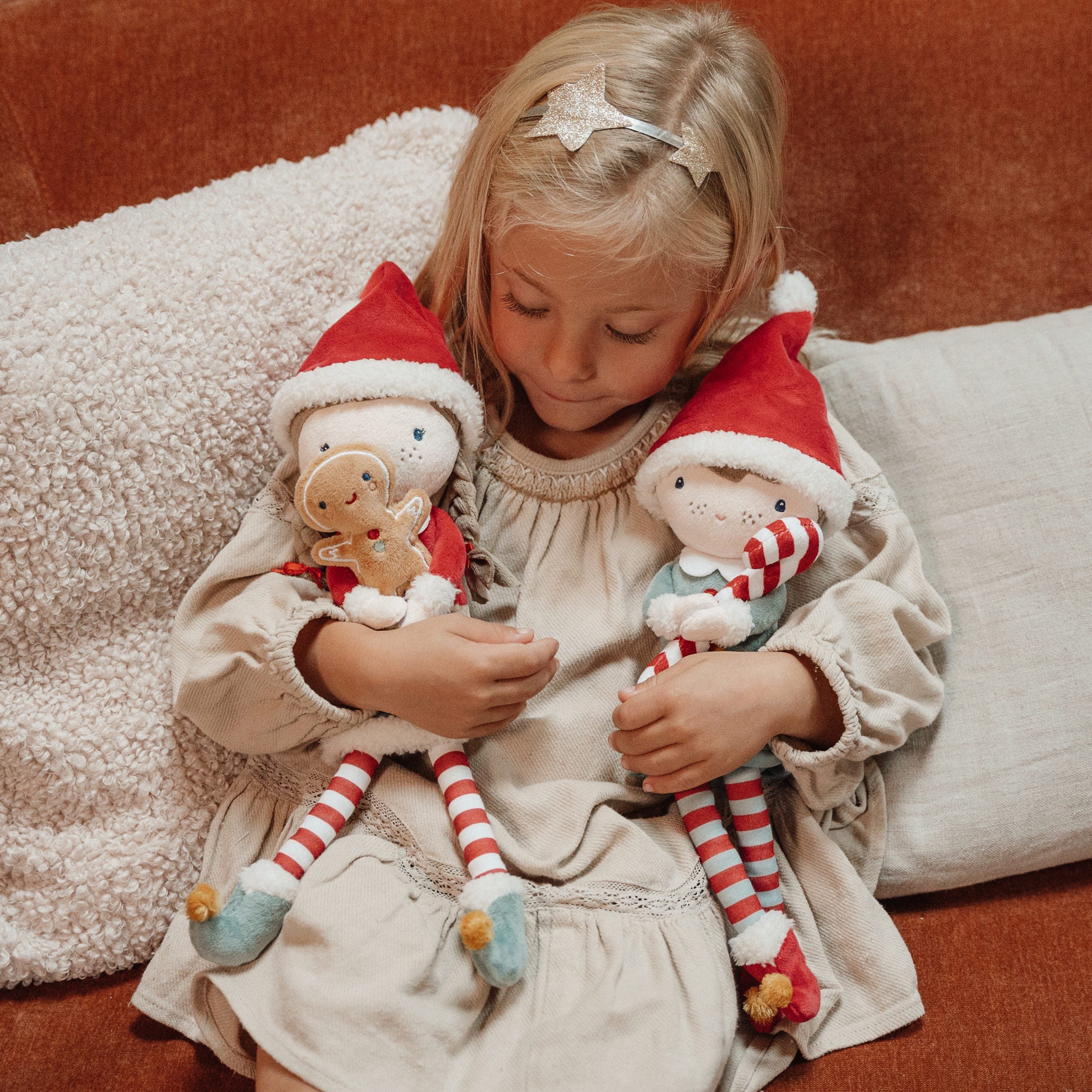 Bonequinha Rosa - elfo de Natal doll Little Dutch