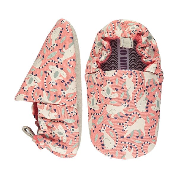 Sapatinhos de aprendizagem lemurs pink Baby shoes Poco Nido