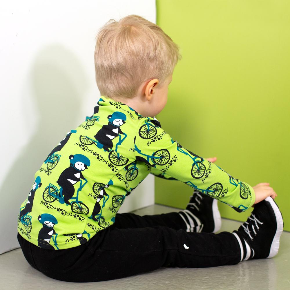 Uljas LS top into the cyclist Paapii Tops Paapii