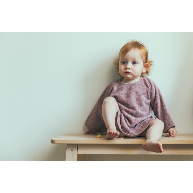 Babete de bambu com mangas mellow mauve Bib Timboo