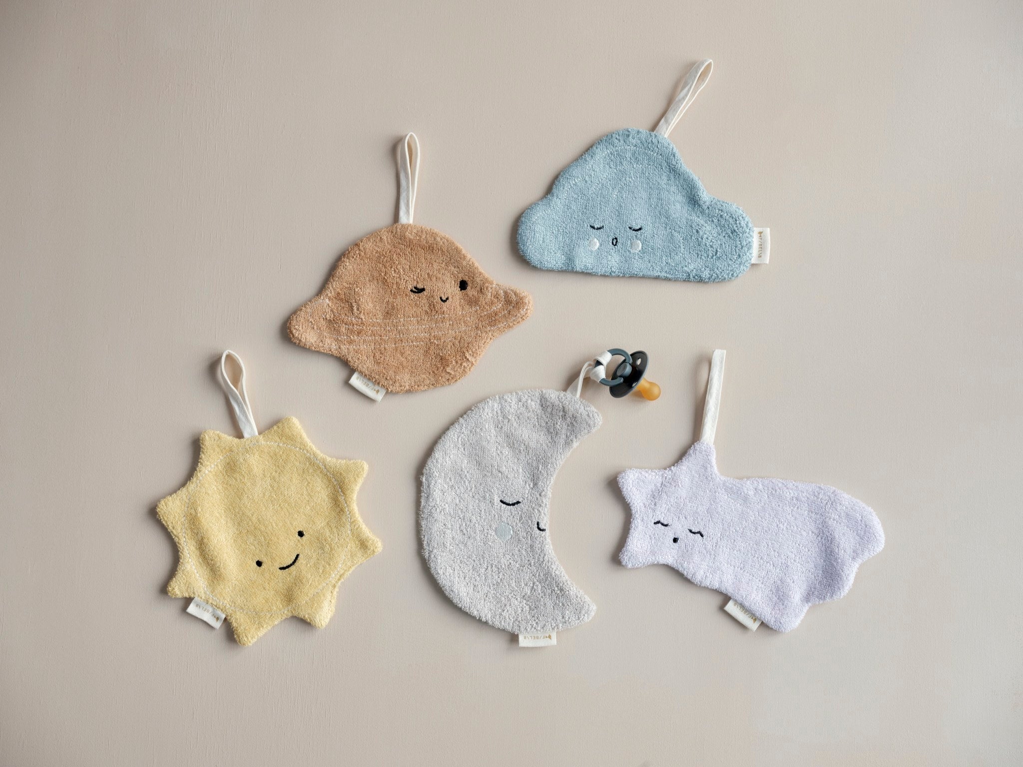 Pacifier cuddle clip Planet Caramel Fabelab pacifier clip Fabelab