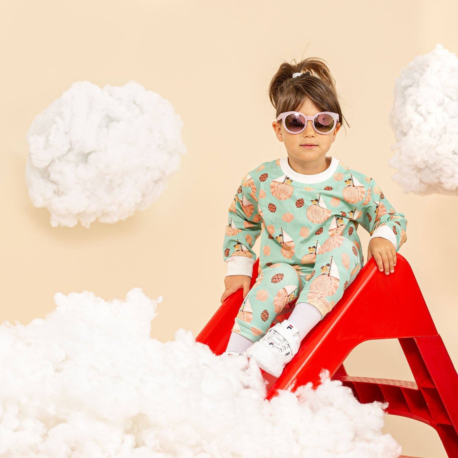 LS top and the walls became the world all around Top sleep no more