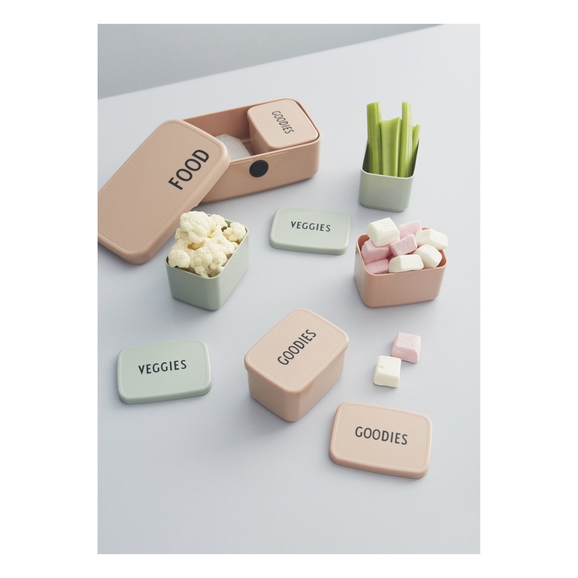 Snack box green meal Design Letters