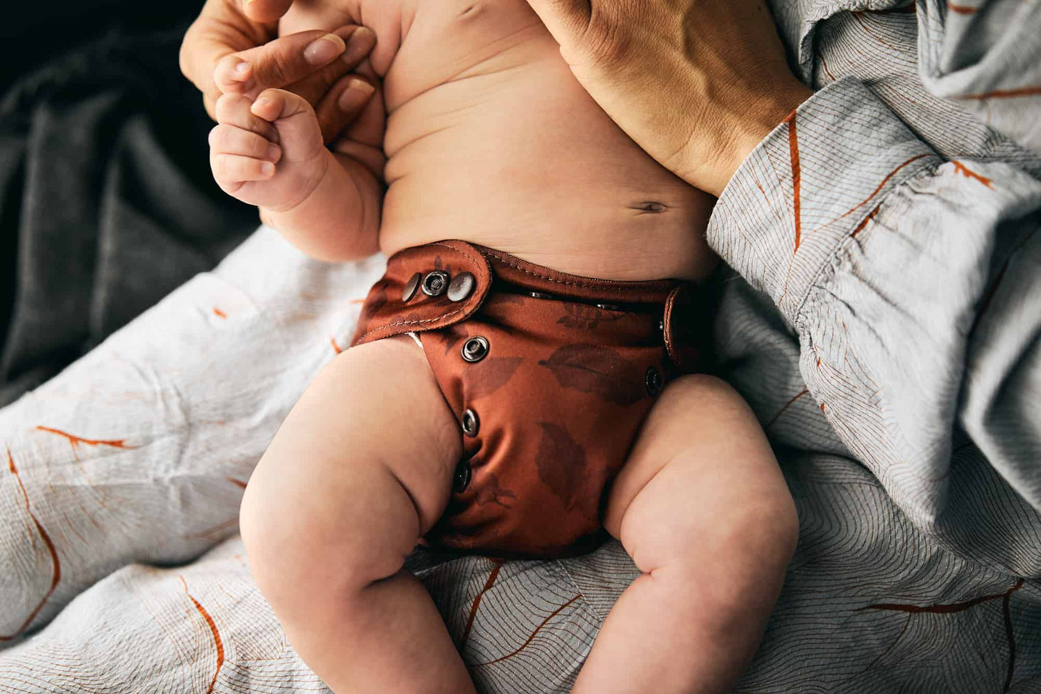 Natural newborn leaves Elskbar Diaper Elskbar