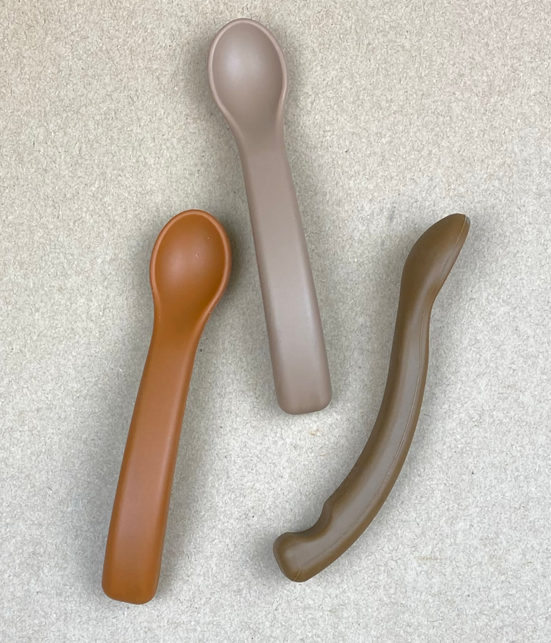 3-pack silicone spoons earth Lille Vilde dinnerware LIlle Vilde