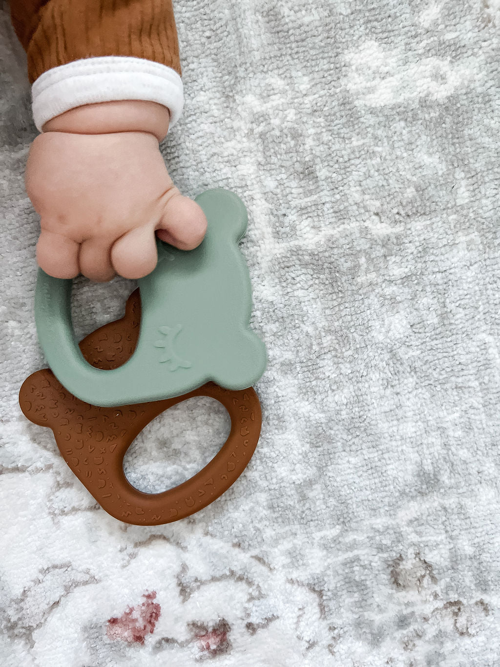 Mordedor silicone bear chocolate brown Pacifiers & Teethers we might be tiny