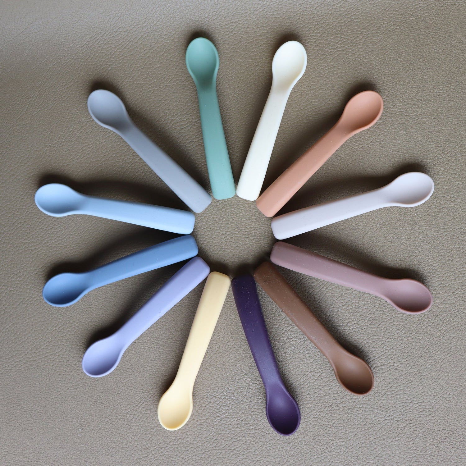 3-pack silicone spoons iris Lille Vilde dinnerware LIlle Vilde