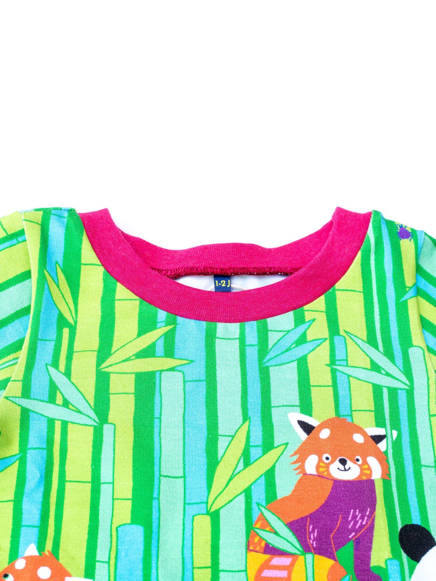 Panda forest t-shirt Merle Tops Merle