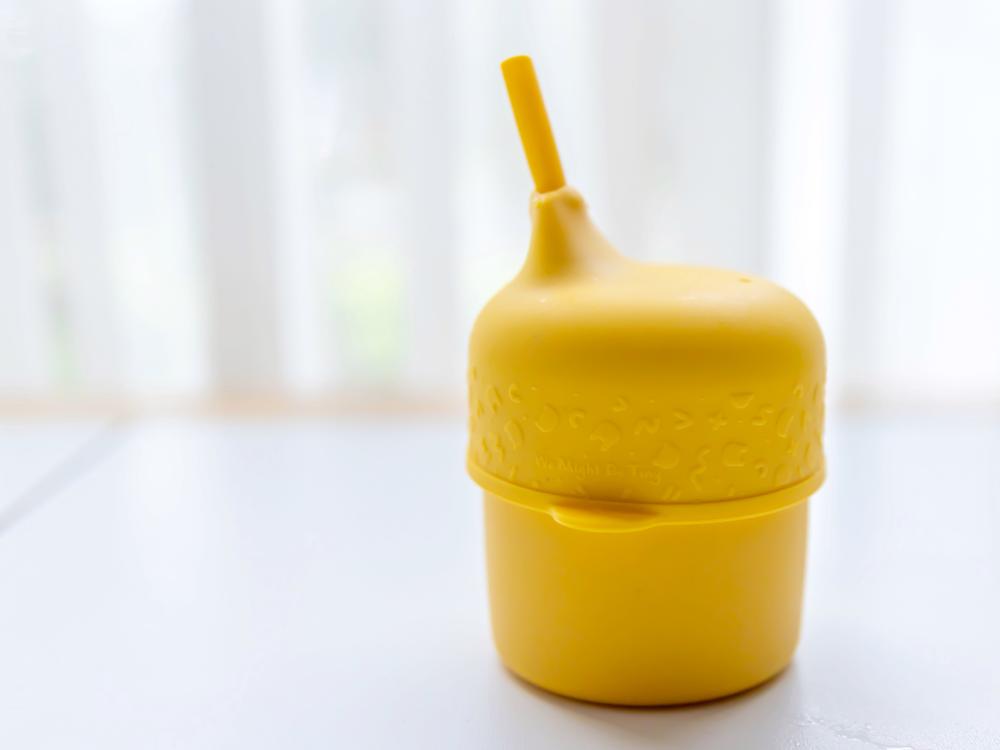 Sippie lid (+mini straw) yellow Dinnerware we might be tiny