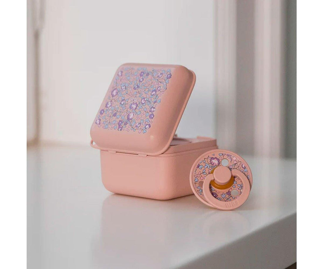Caixa p/ chupetas Liberty eloise blush pacifier case BIBS