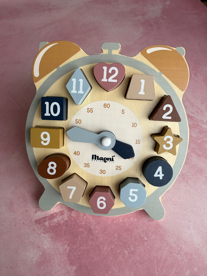 Puzzle relógio de madeira