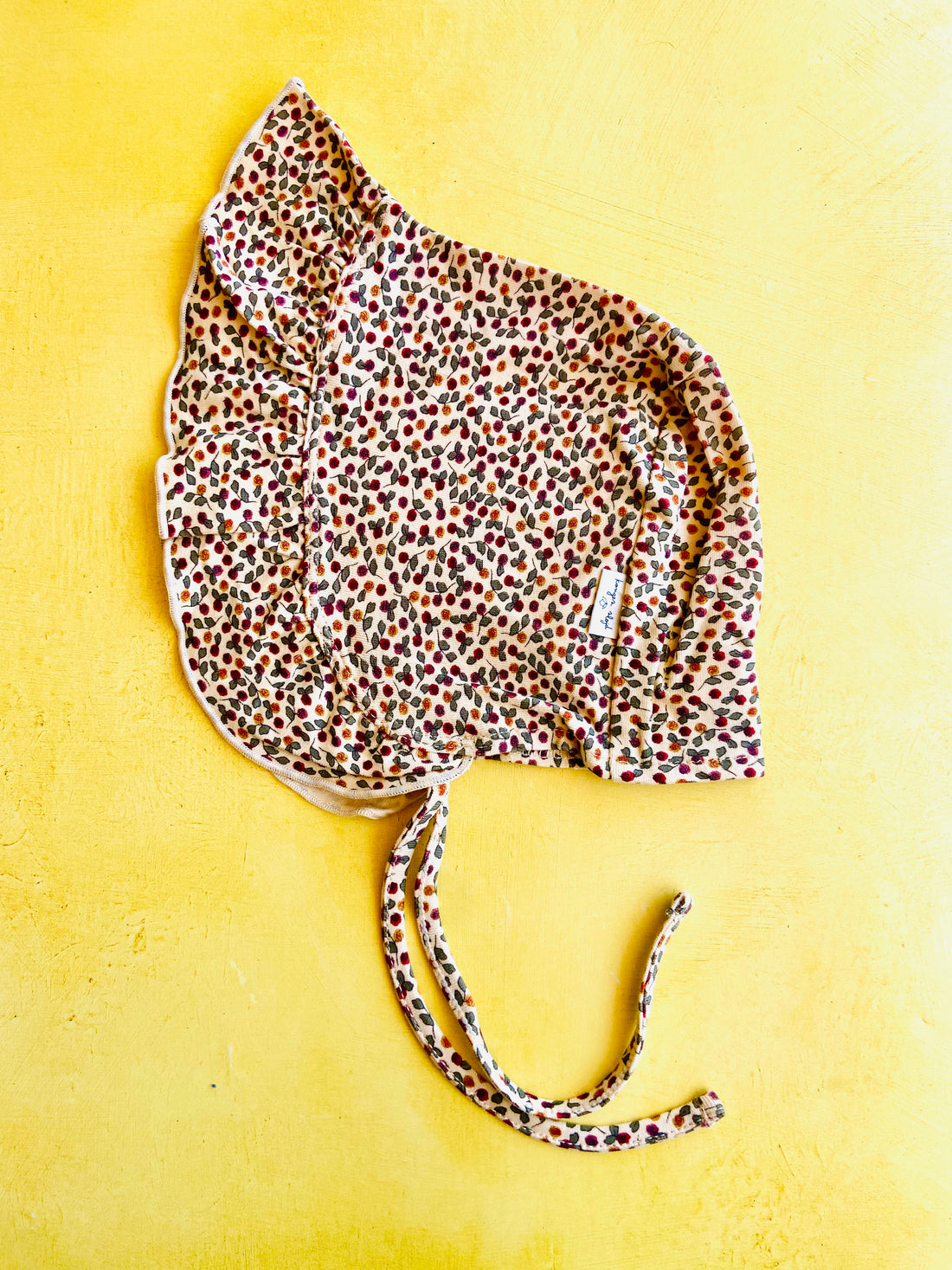 Touca rosaraie red 6-9M (último tamanho)