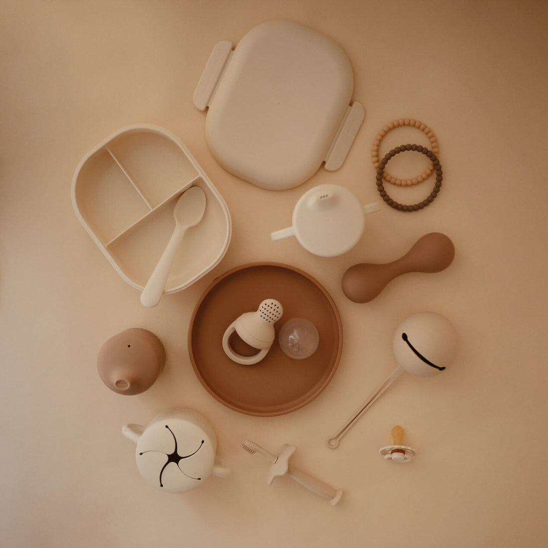 Lancheira com talheres ivory meal mushie