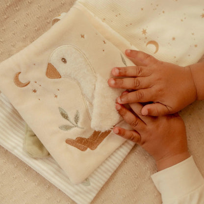Livro de atividades Newborn Naturals