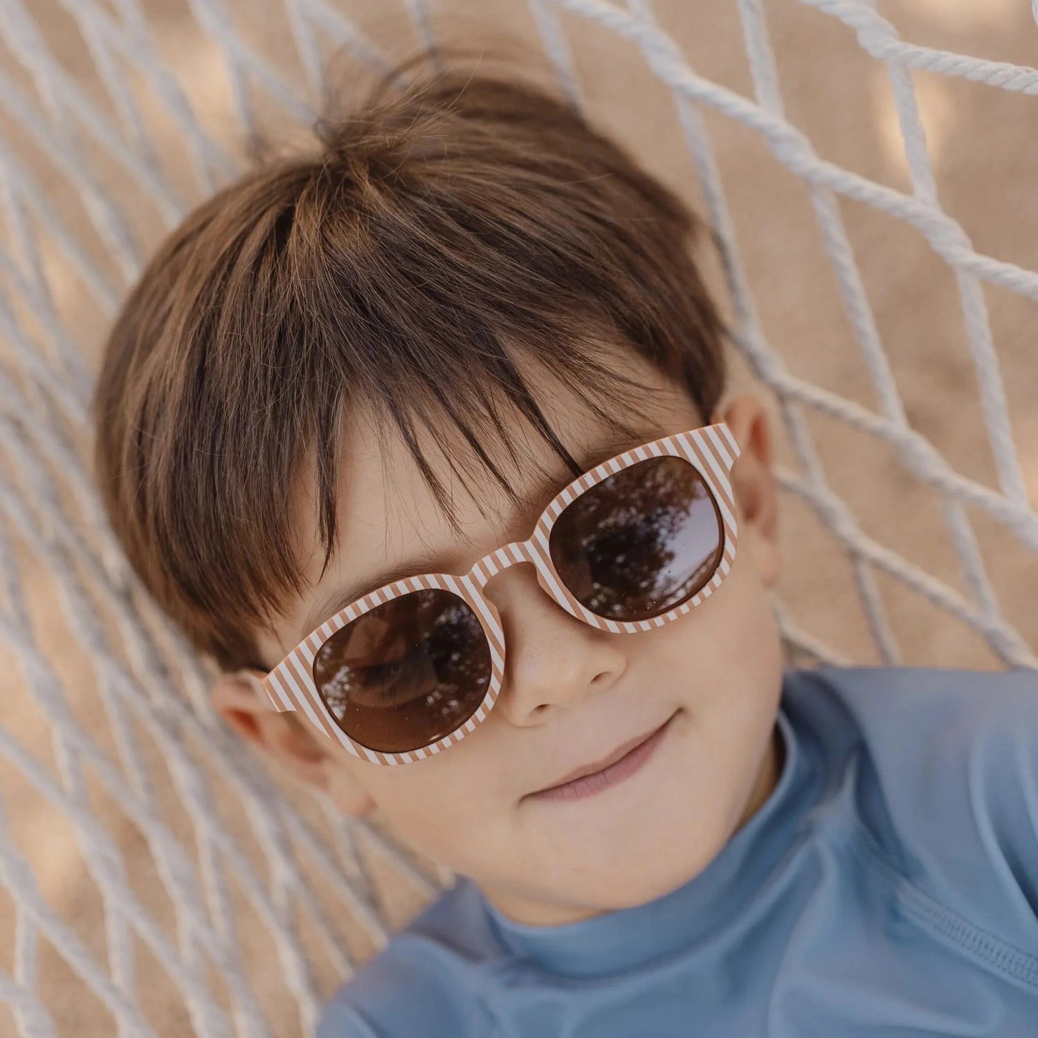 Óculos de sol ocean brown stripes 2-4 anos