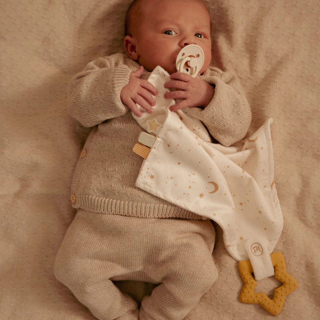 Paninho doudou com anel de dentição