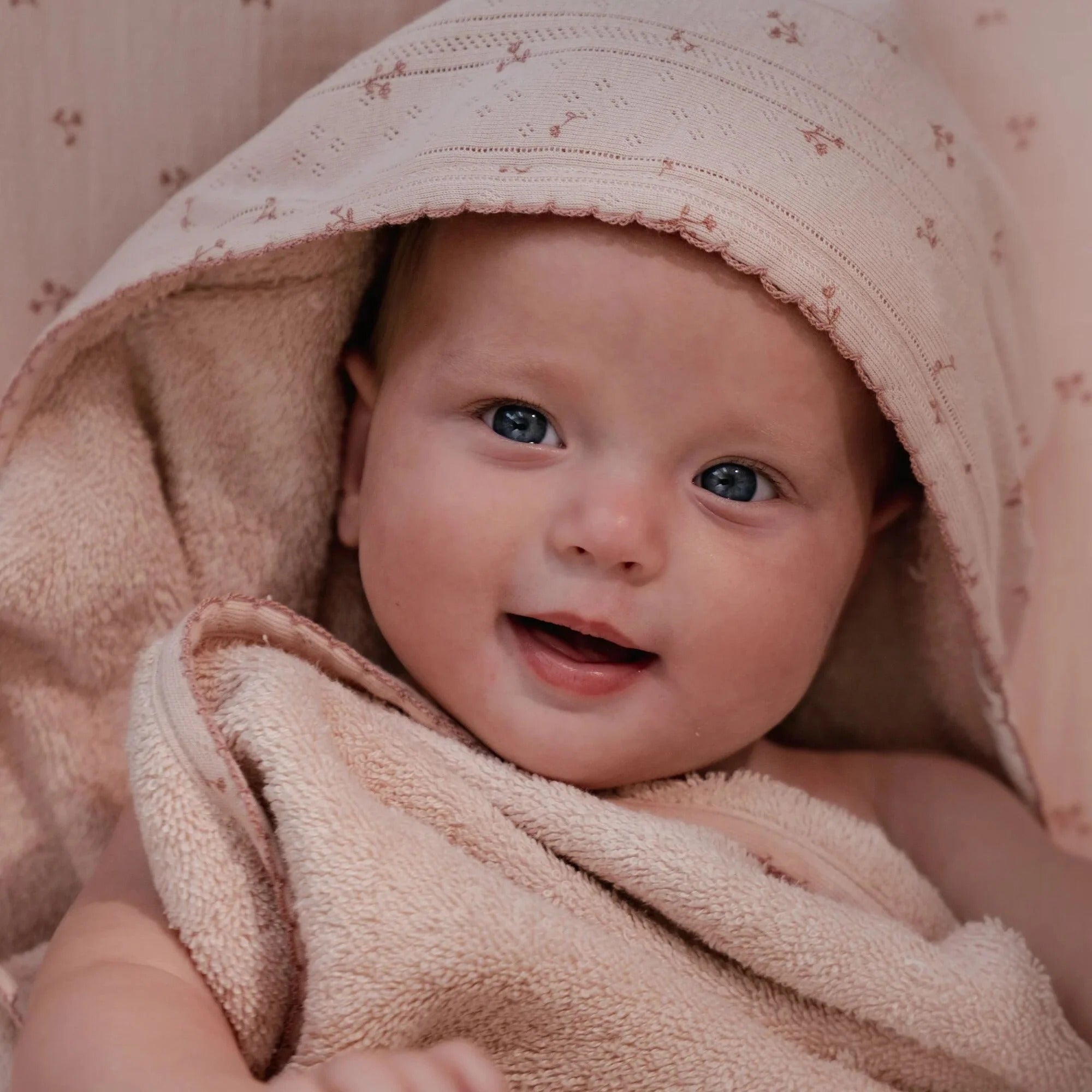 Toalha com capuz Pure Blossom