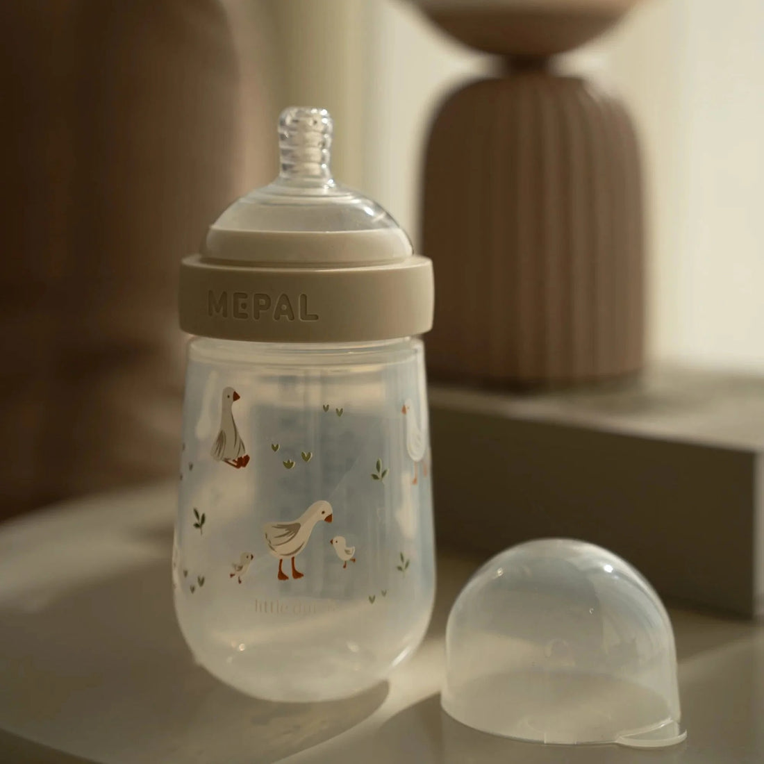 Biberão Mepal Mio 240 ml Little Goose