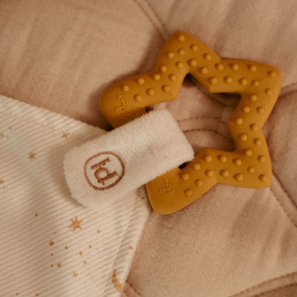 Paninho doudou com anel de dentição