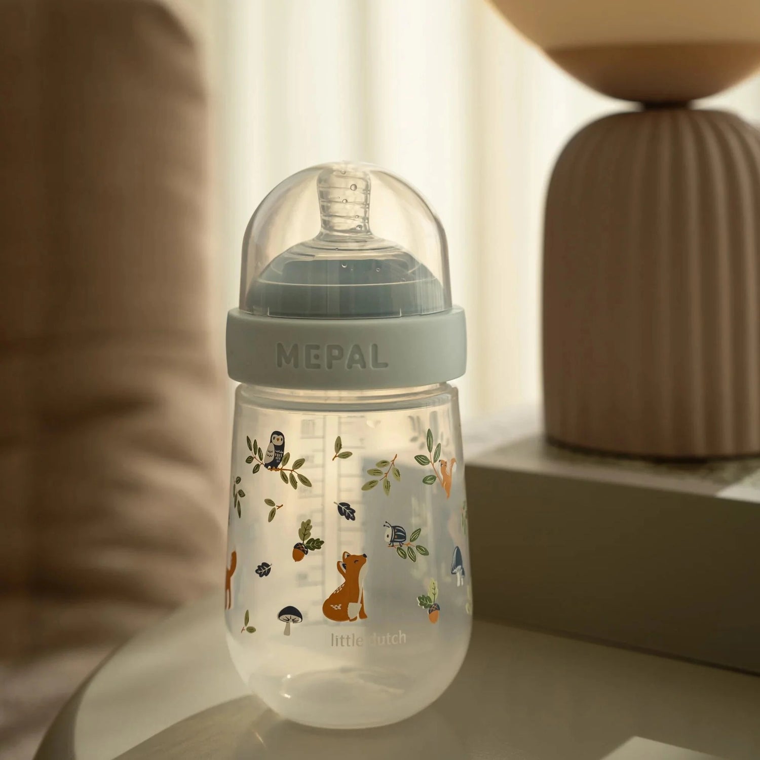 Biberão Mepal Mio 240 ml Forest Friends