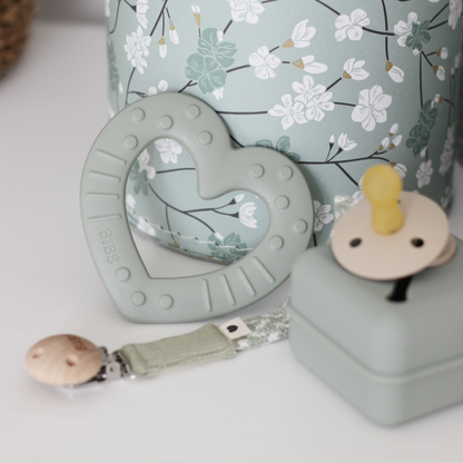 Mordedor Coração Baby Bitie sage BIBS